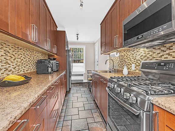 3rd image of 79-10 34th Ave APT 2A
