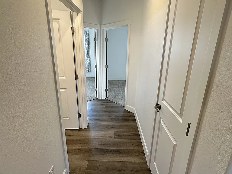707 Athens Dr — Photo 10