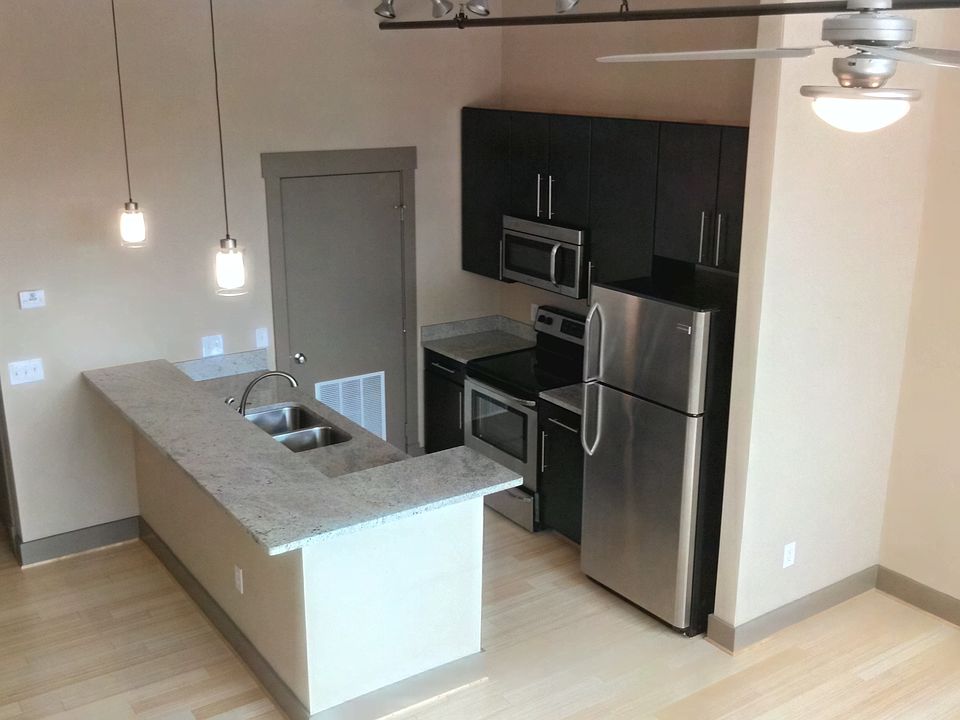 1st image of 806 Wasena Ave SW APT 223