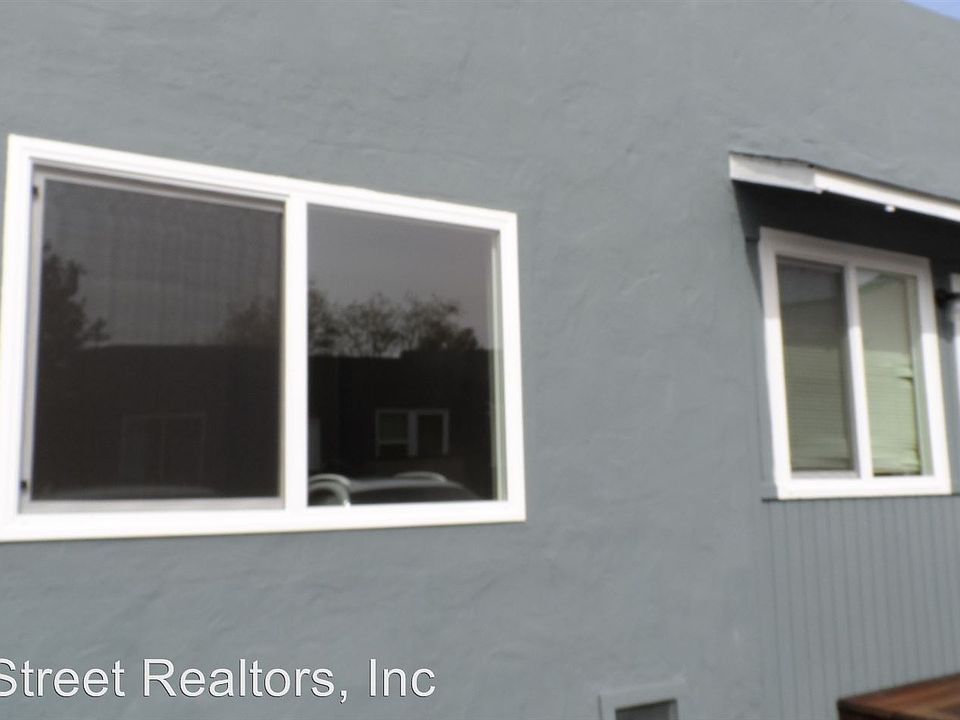 1st image of 2711 Soquel Ave APT C