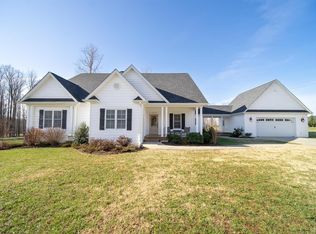 1075 Springbranch Dr, Forest, VA 24551