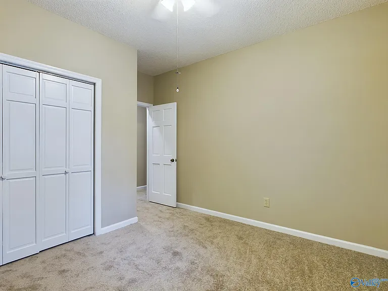 1016 Seina Vista Dr — Photo 23