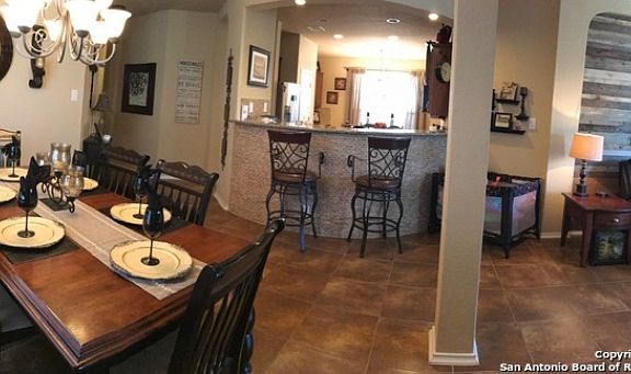 4th image of 8714 Dove Oak Ln