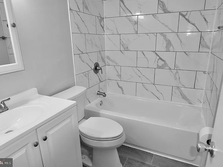 13831 Delaney Rd — Photo 16