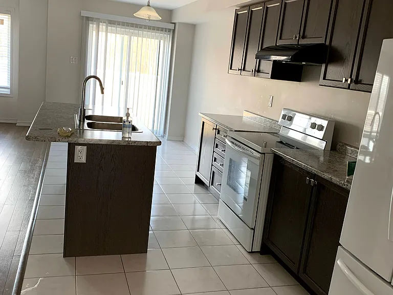 7733 Dockweed Dr — Photo 6