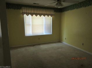 3172 Windchase Ct, High Point, NC 27265