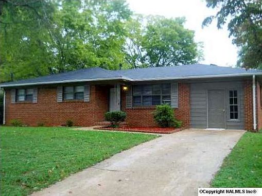 2nd image of 5015 Paden Dr NW