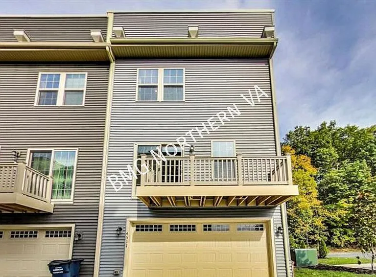 4511 Joseph Bristow Ln — Photo 32