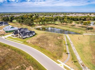 8908 E Elgin St, Broken Arrow, OK 74012