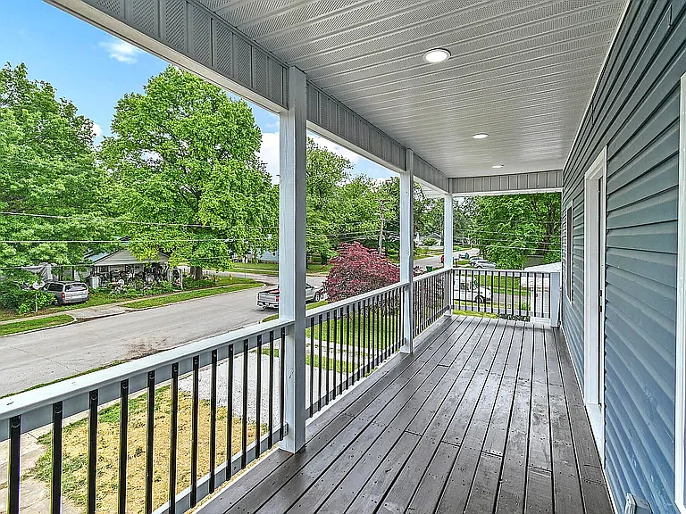 2207 N Kellett Ave — Photo 8