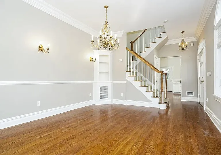 80 E Putnam Ave — Photo 2