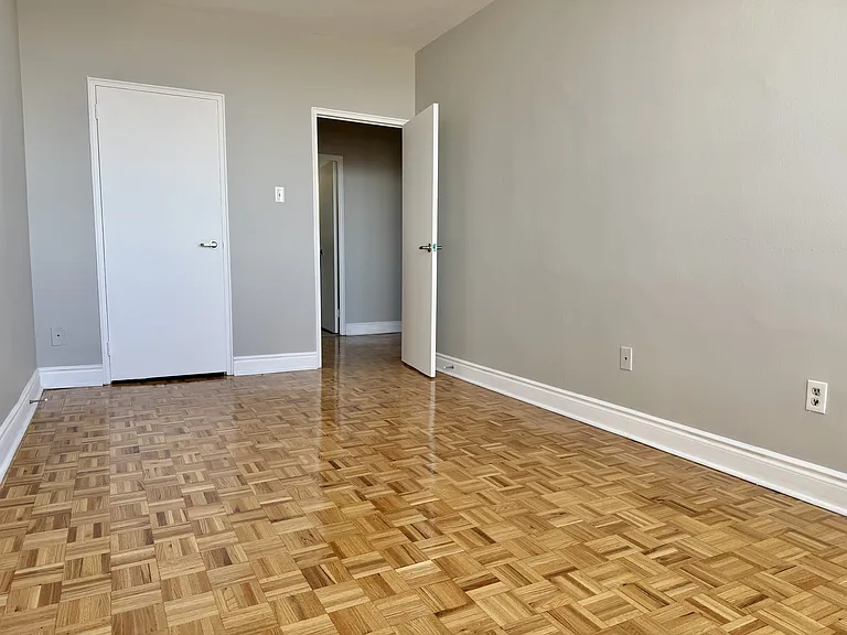 1501 Woodbine Ave — Photo 14