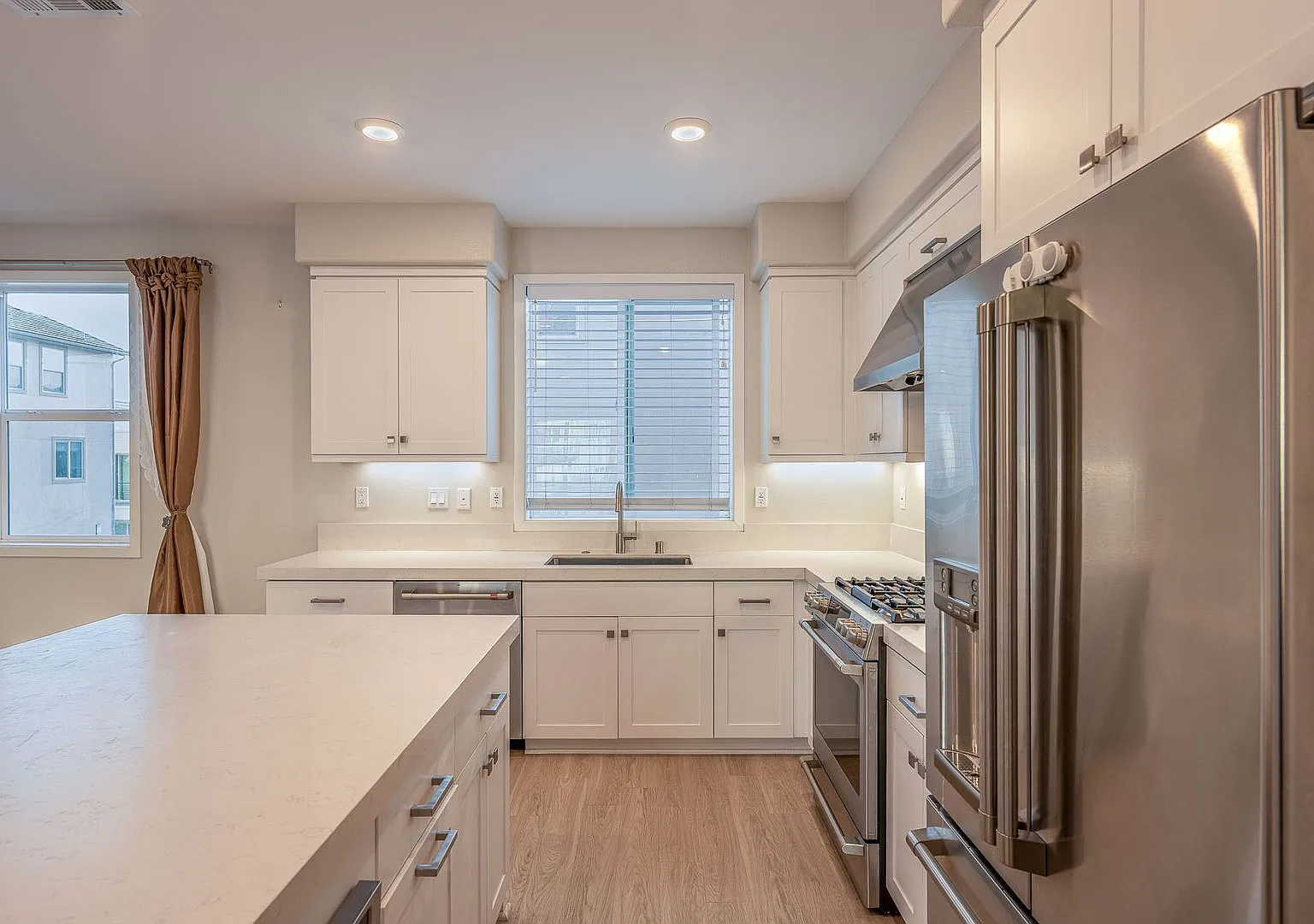 232 Keeper Irvine — Photo 3