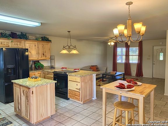 5th image of 410 Tosca Ln