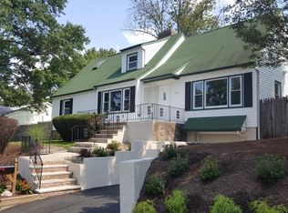 141 Dukes Rd, Rahway, NJ 07065