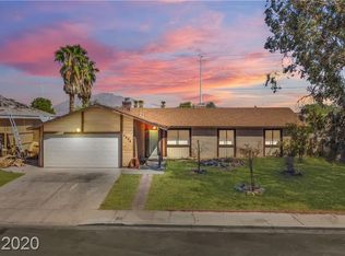 4356 Crater St, Sunrise Manor, NV 89122