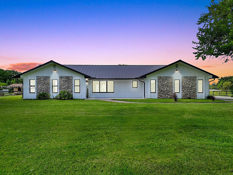 1st image of 17680 SW 54th St