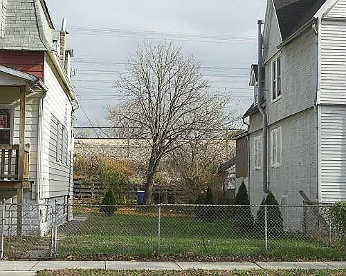 1st image of 6927 S Kimbark Ave