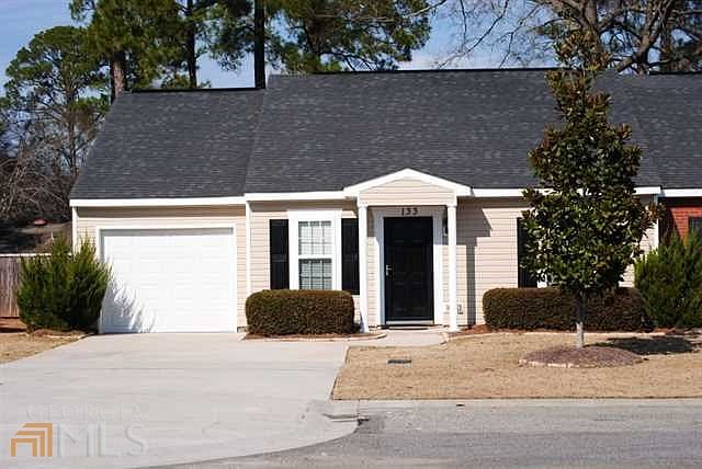 1st image of 133 Kingston Village Dr