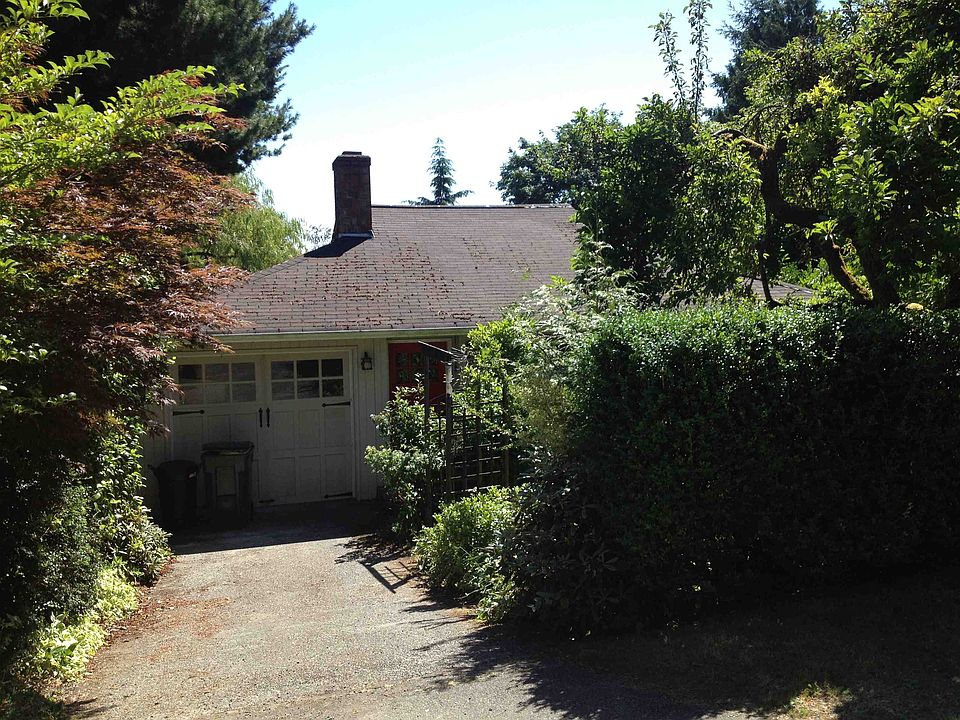 2nd image of 9202 17th Ave NE