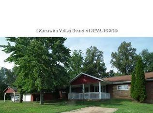 174 Jarrett Heights Rd, Elkview, WV 25071