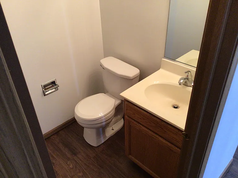 13843 S Petersburg Dr — Photo 16