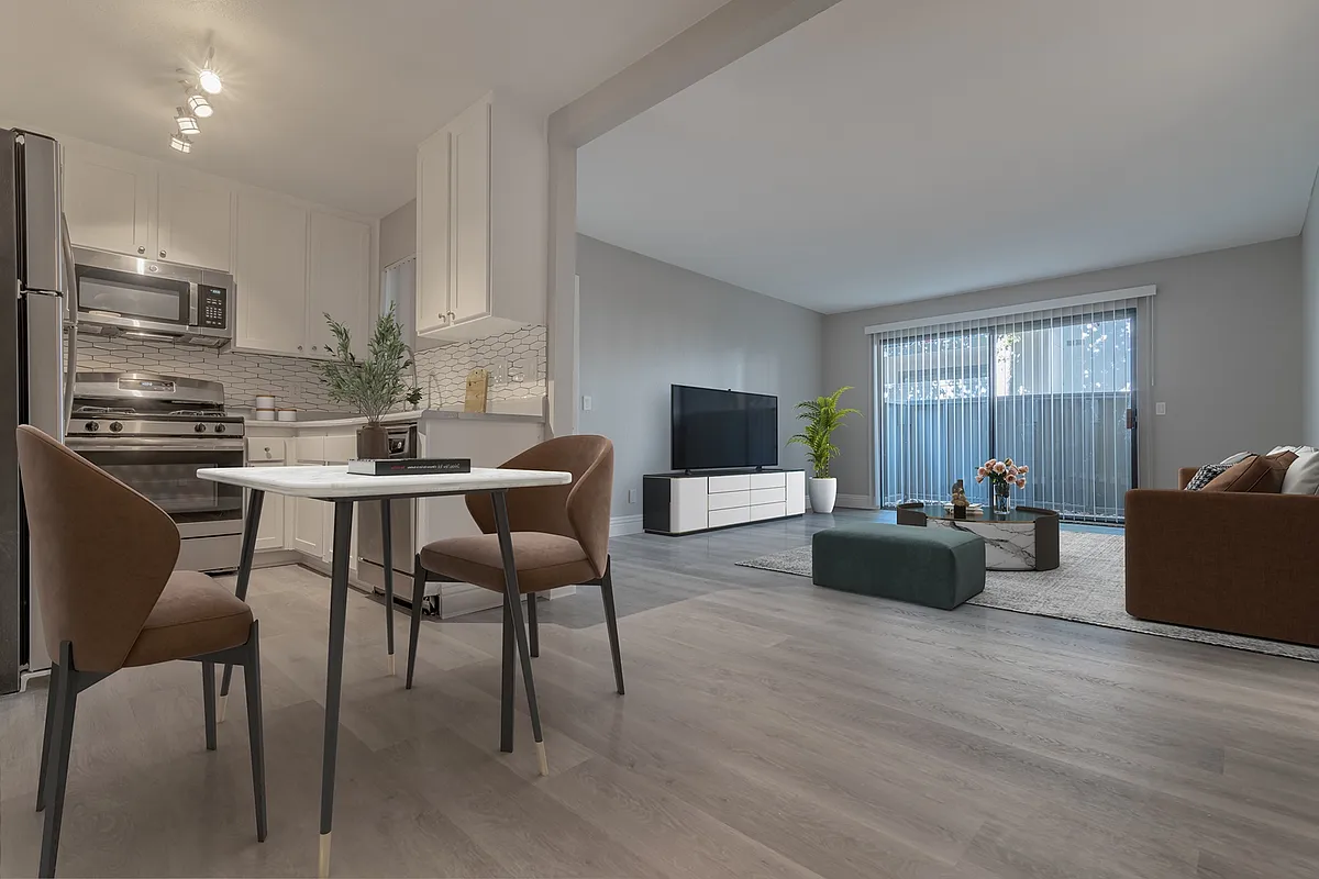 Building Photo - Shoreline Apartments