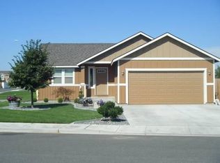 5804 Larrabee Ln, Pasco, WA