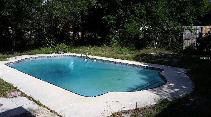 2nd image of 2413 Ashland Blvd