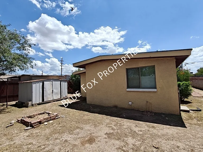 2749 N Geronimo Ave — Photo 32
