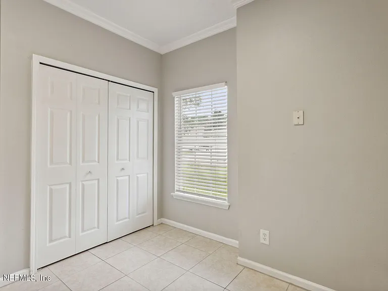 574 Southbranch Dr — Photo 16