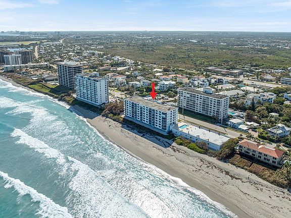 4th image of 900 Ocean Drive #107