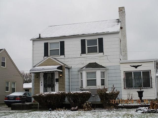 2nd image of 1784 Bide A Wee Park Ave