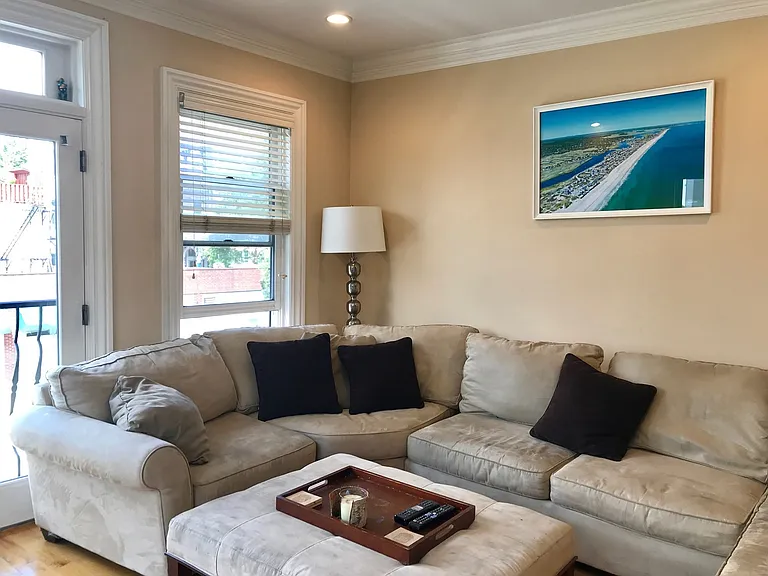360-362 Dorchester St #3 — Photo 9