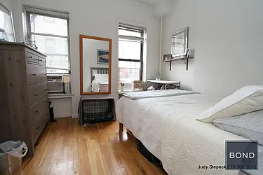 Rented by Bond New York