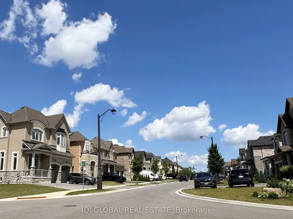82 Madoc Pl #Basement, Vaughan, ON L4H 3W3