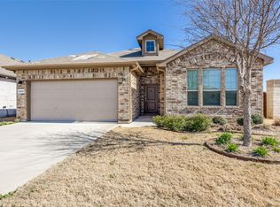 1425 Archway Ct, Justin, TX 76247