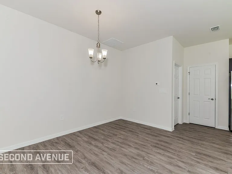 4066 Heaton Ter — Photo 6
