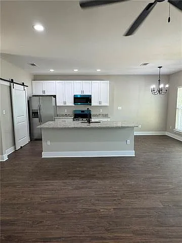 40065 Cane Ave — Photo 2