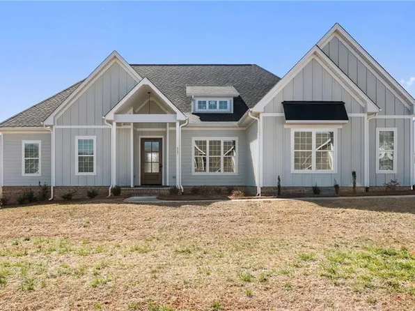 117 Old Dutch Rd, Advance, NC 27006