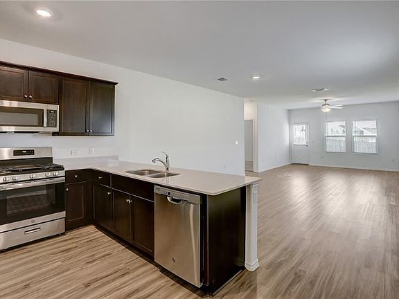 3rd image of 15304 Sweet Mimosa Dr