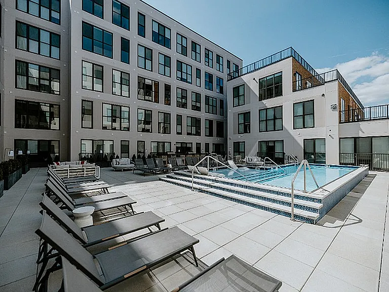 Industry Cincinnati Amenities