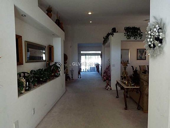 4th image of 7510 Hornblower Ave