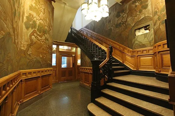 Rented by Dynamik Realty | media 25