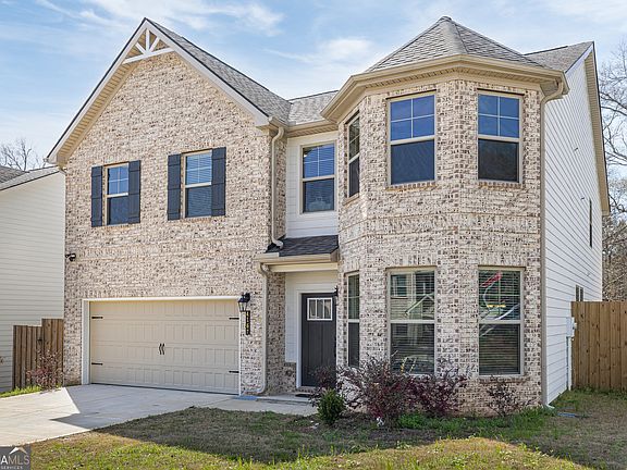 2nd image of 4167 Cedar Commons Way