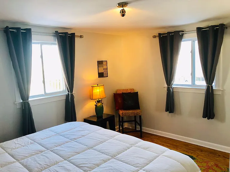 2106 S Lowell St — Photo 10