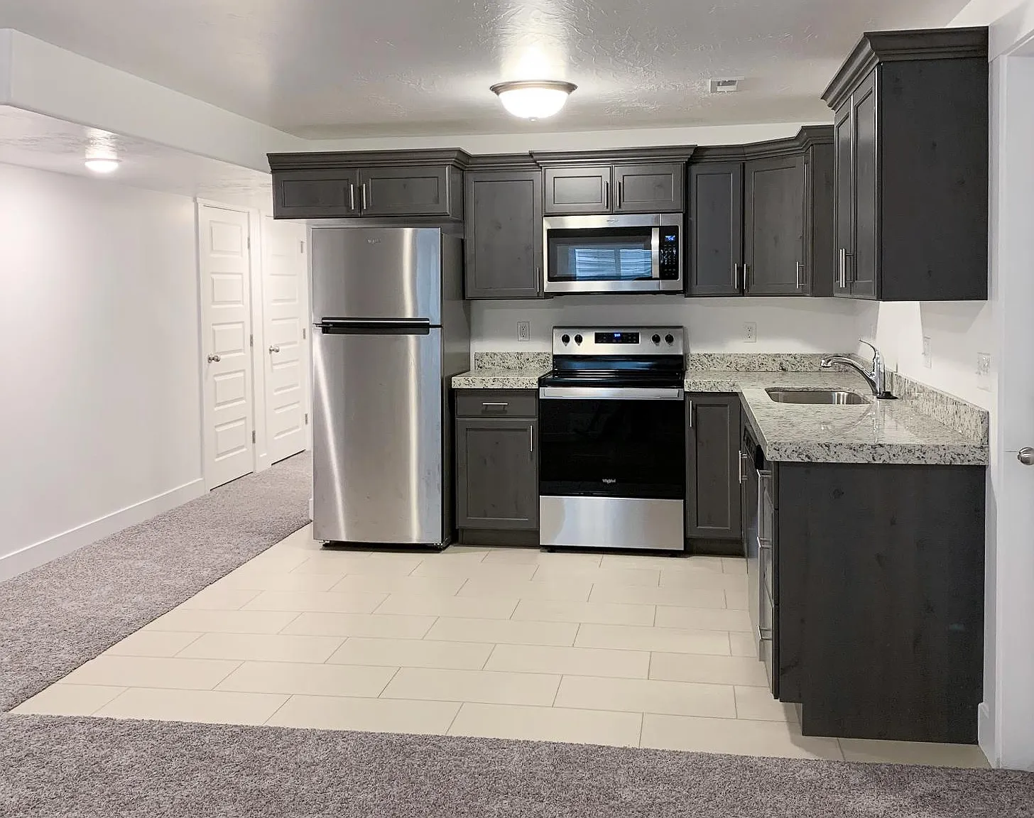 103 N 300 E — Photo 1