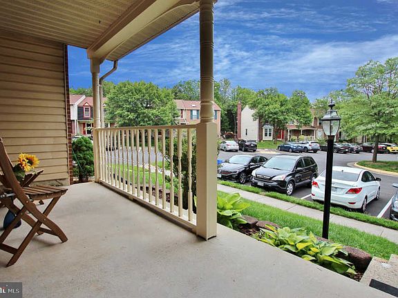 3rd image of 6818 Ericka Ave