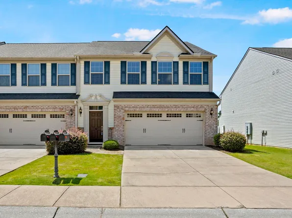 22 Irvington Dr, Greer, SC 29650