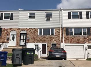3301 Ashfield Ln, Philadelphia, PA 19114